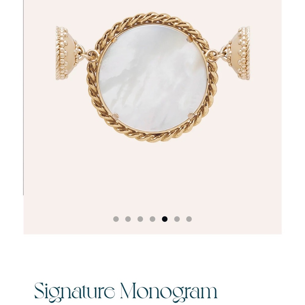 Elegant Gold Necklace by Unknown Brand